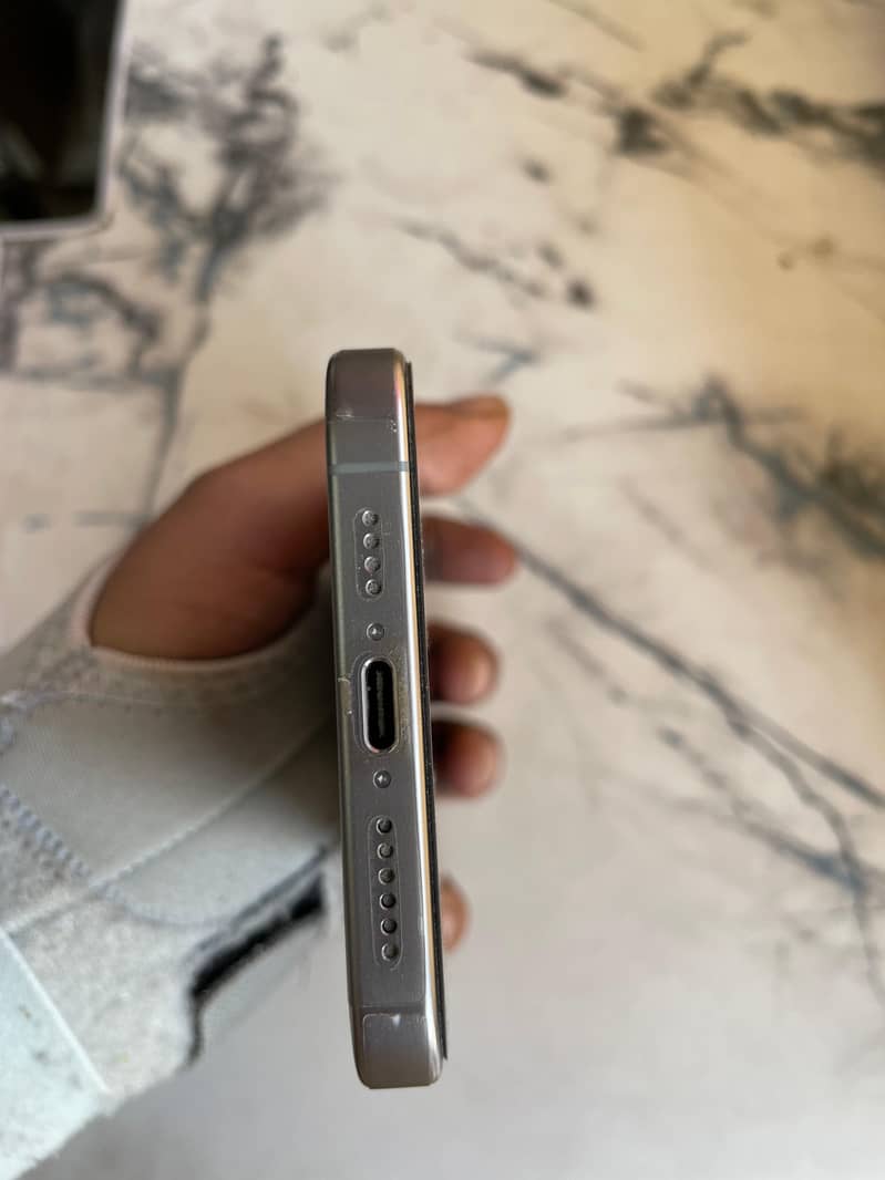 Iphone 15 Pro Max(Approved) 6