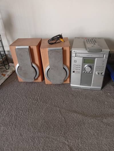 lg sound system good condition koi masla ni hai