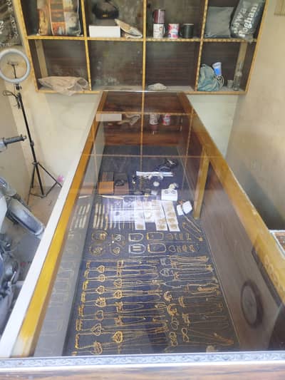Shop counter