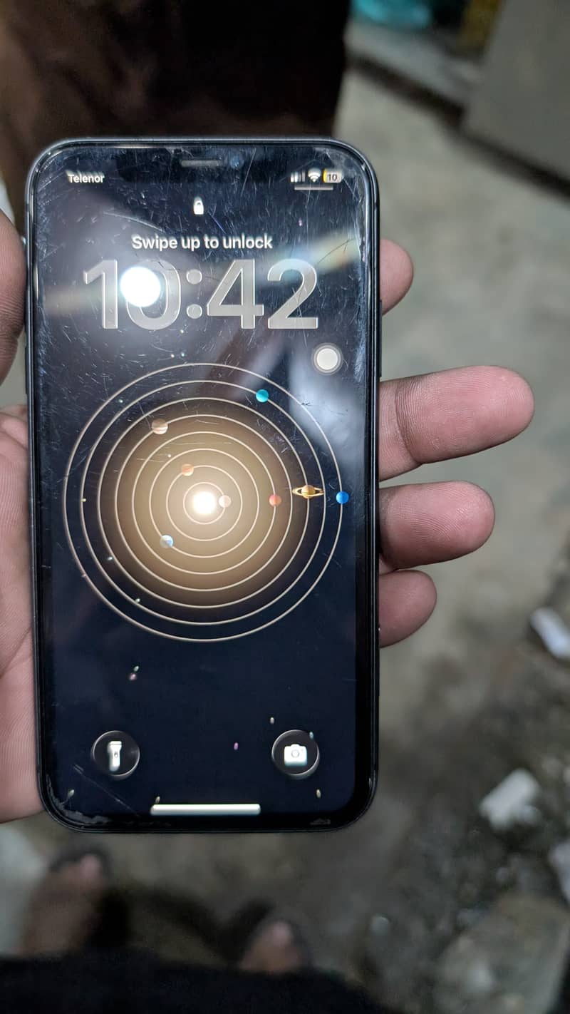 iPhone 11 0