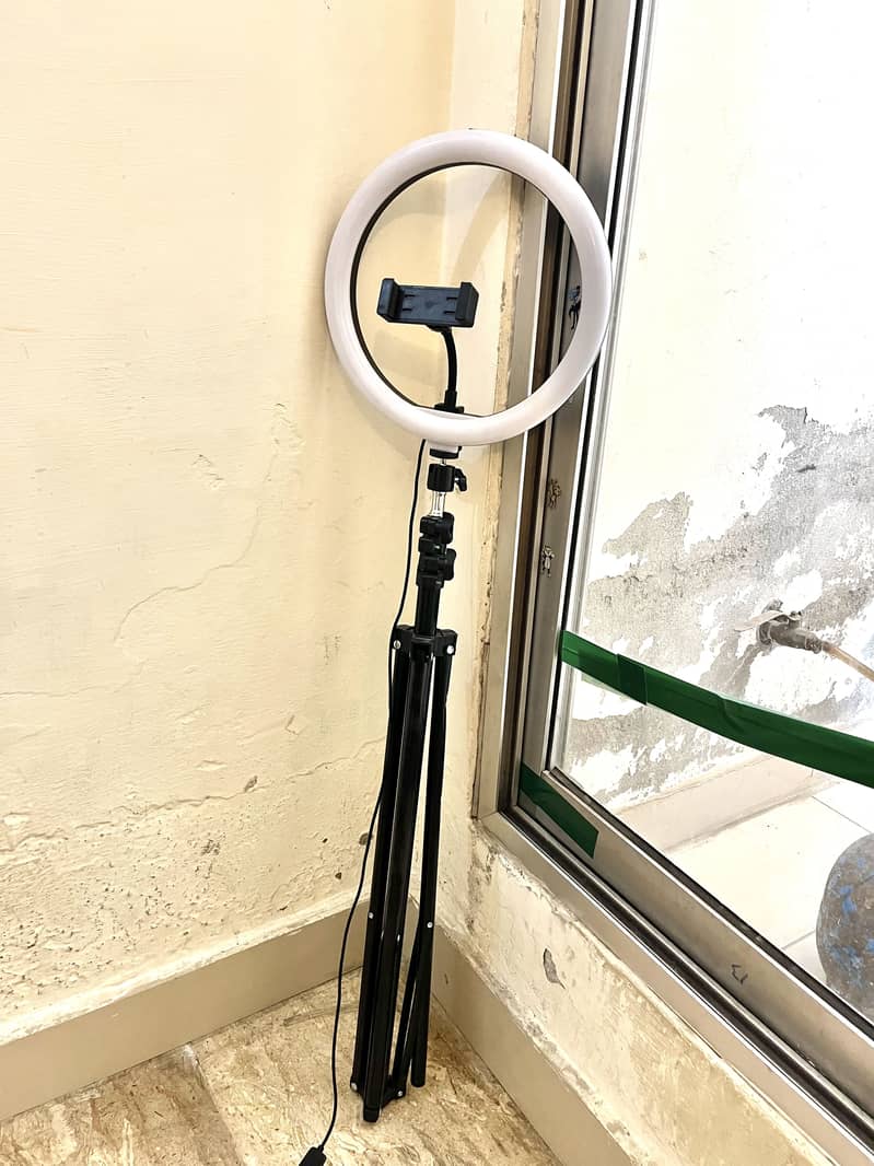 7ft tripod 1