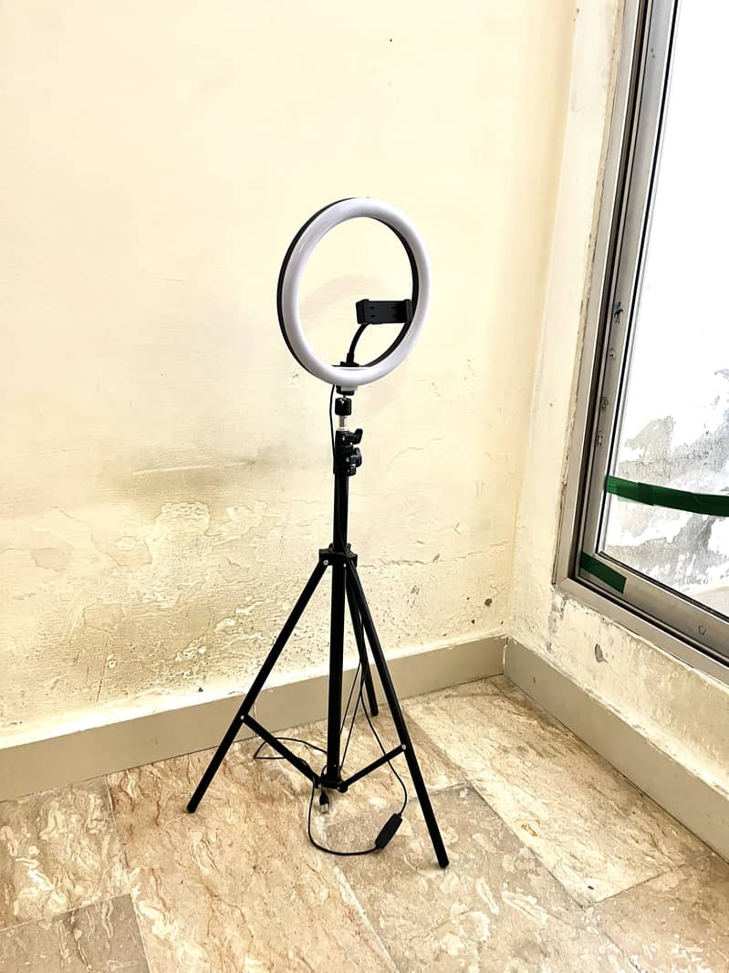 7ft tripod 3