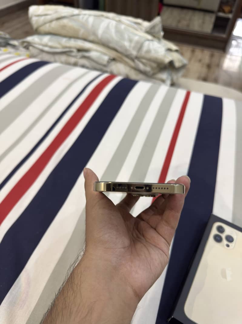 IPHONE 13 PRO MAX PTA 7