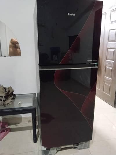ONLY 6 MONTH USED SMART INVERTER HAIRE FRIDGE 5FT HIGHT