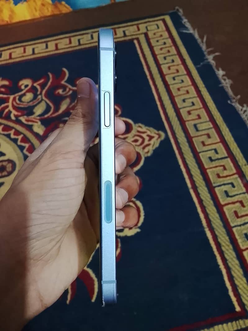 Iphone 12 4