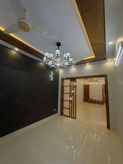 6.5 Marla Corner House For Sale in Gulmohar Block, Bahria Town Lahore