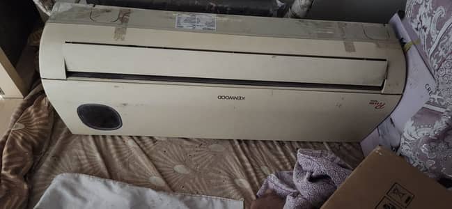 Kenwood Prism Series Split AC 2011 Model – Good Condition