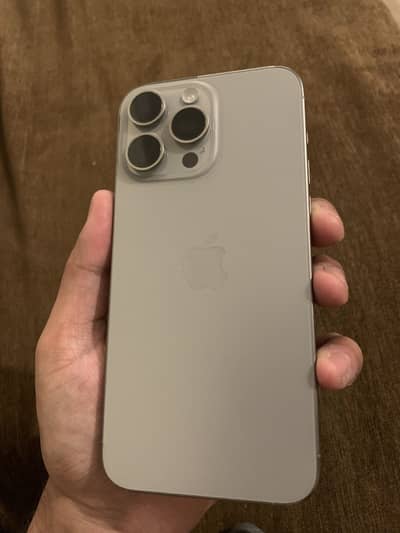iPhone 15 Pro Max