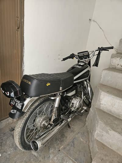 2012 model 125 full 0 meter condition