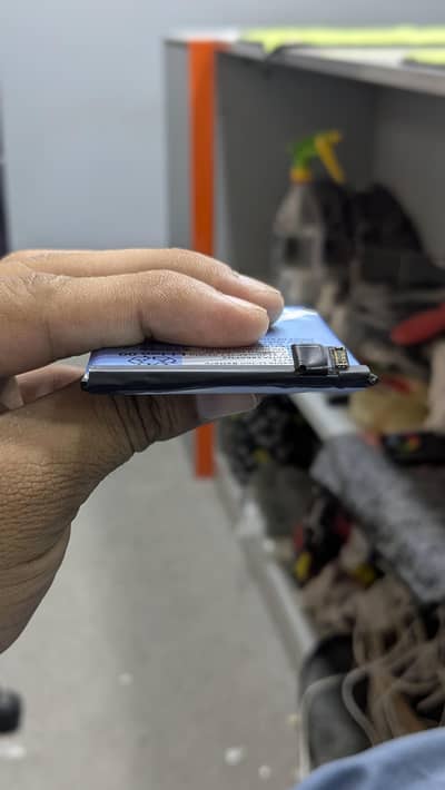 sharp Aqous R2 Battery