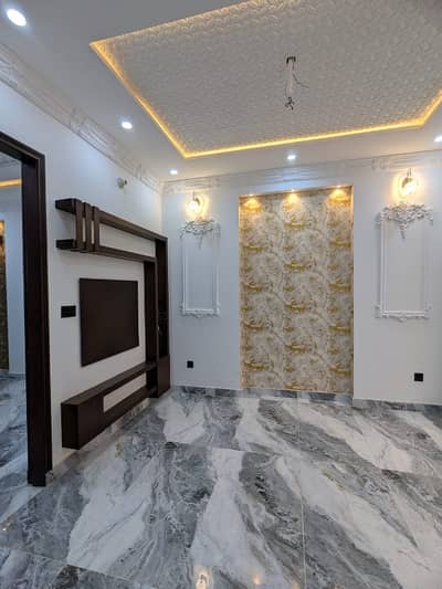 4 MARLA UPPER PORTION AVAILABLE FOR RENT IN MILITARY ACCOUNT'S SOCIETY COLLEGE ROAD LAHORE
