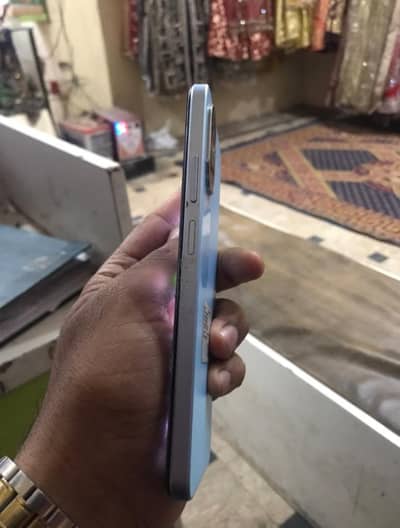 oppo A18 box charger sth