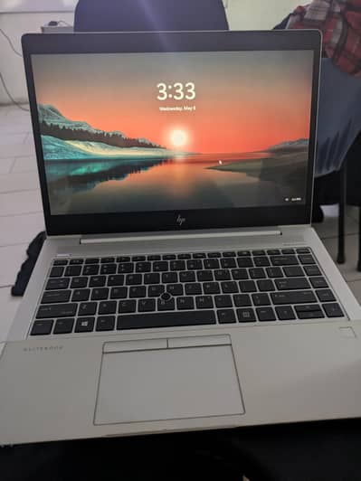HP i5 8th generation very good laptop