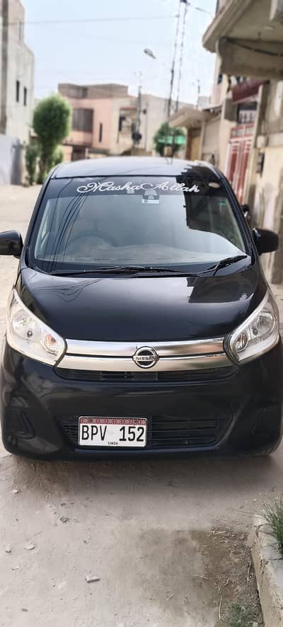 im selling my Nissan day'z 2016-2019