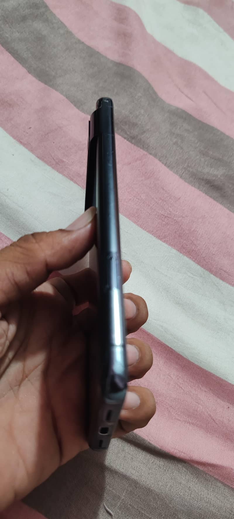 google pixel 8 pro approved 9