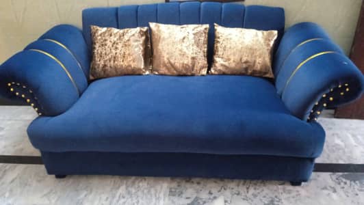 Comfortable Blue colour Sofas with cushions