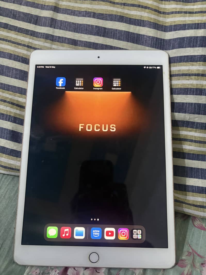 iPad 7 generation in excellent condition 1