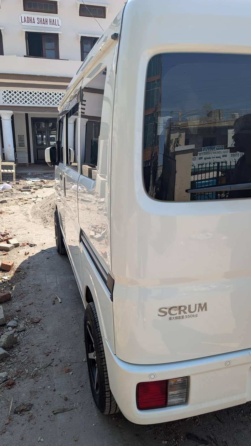 mazda scrum 10