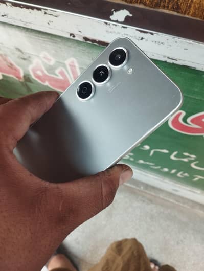 Tecno spark 40pro 8-8/256