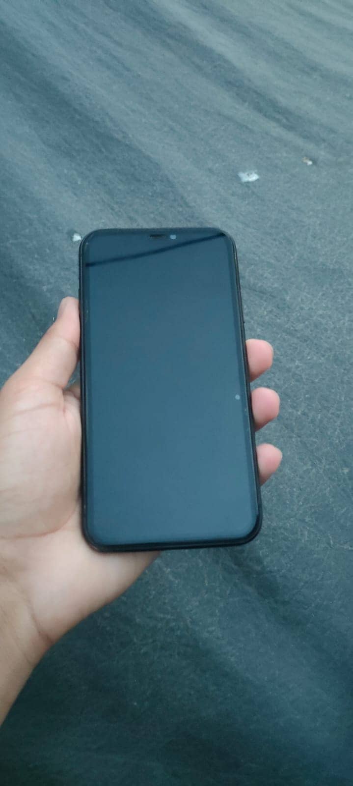 Apple iPhone 11 4