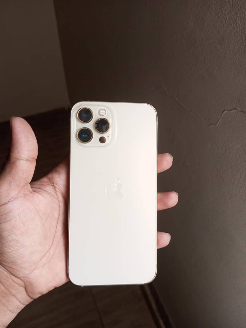 iPhones 12 pro max 0