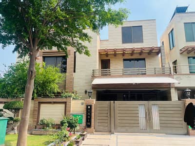 10 Marla like like Upper portion For Rent