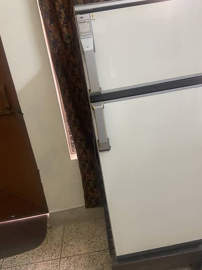 REFRIGERATOR PHILIPS BRANDED 10 CFT WHATS APP 0333 4776618