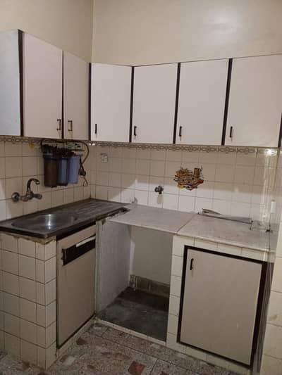 1st floor 600yards 3 bed dd portion For Rent in block A