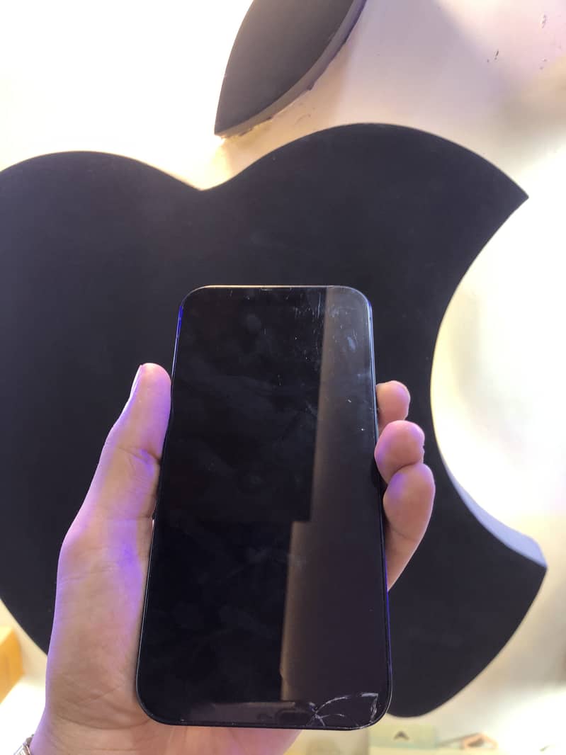 Iphone 13 3