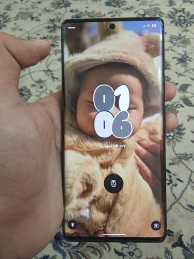 Google pixel 6 pro { Excellent condition}