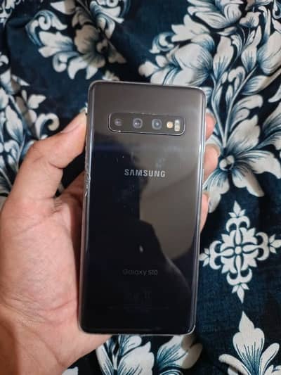 Samsung s10