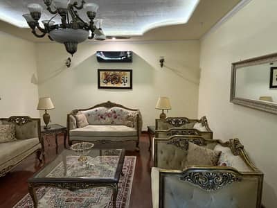 One Kanal Used Modern Design Well Maintained Bungalow For Sale At Prime Location Of DHA Lahore Near To Park Masjid & Commercial Market.