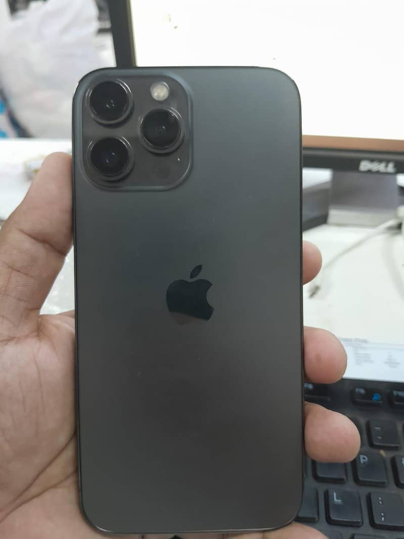 IPhone 13 Pro Max 1