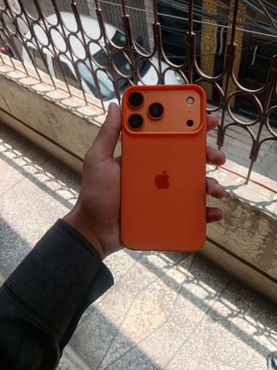 iphone xr converted 17 pro