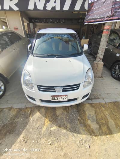 Suzuki Swift Dlx Automatic 2018 model