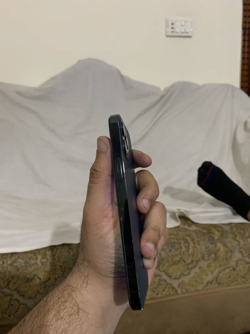 Iphone 12 pro 2