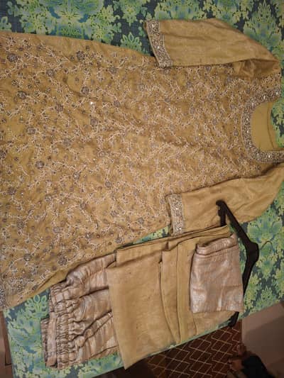 7 suits Ready to wear  3 piece suit Sale  for lump sum price.