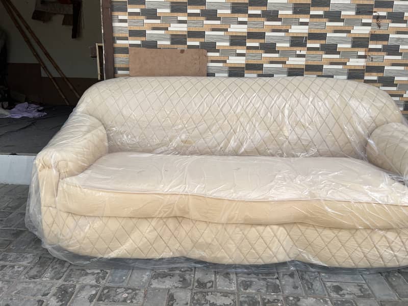 Premium sofa 0