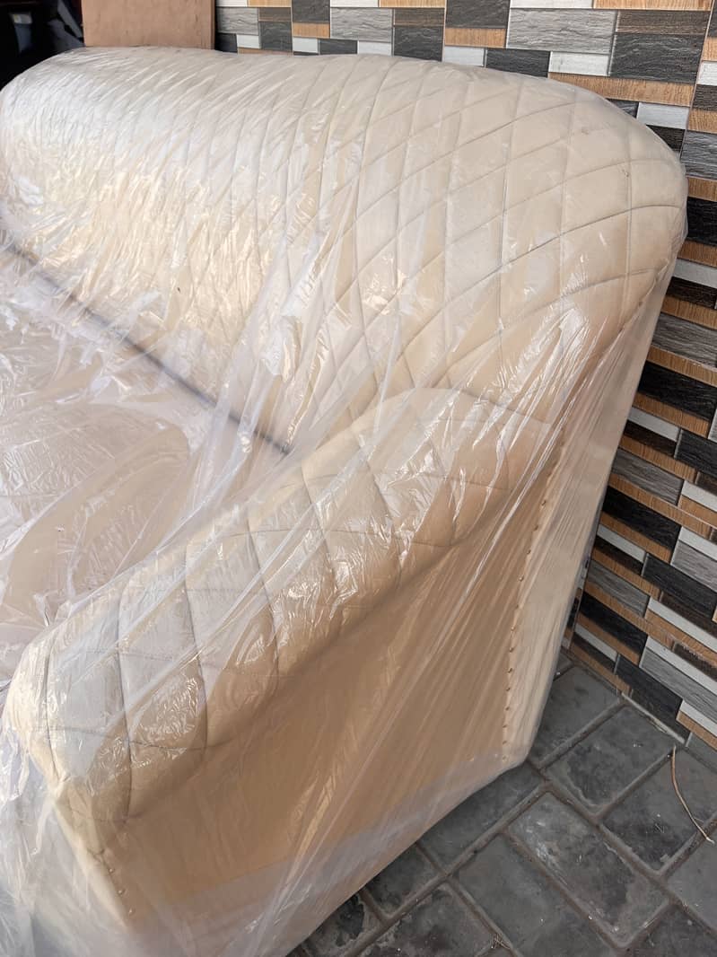 Premium sofa 1