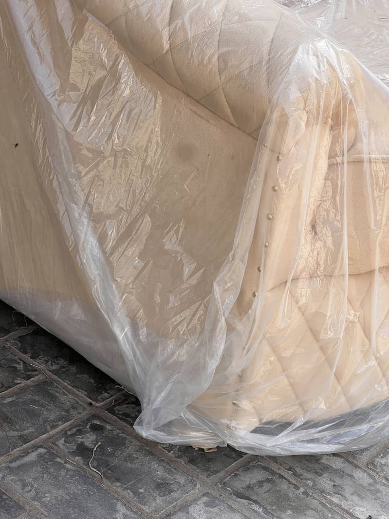 Premium sofa 4