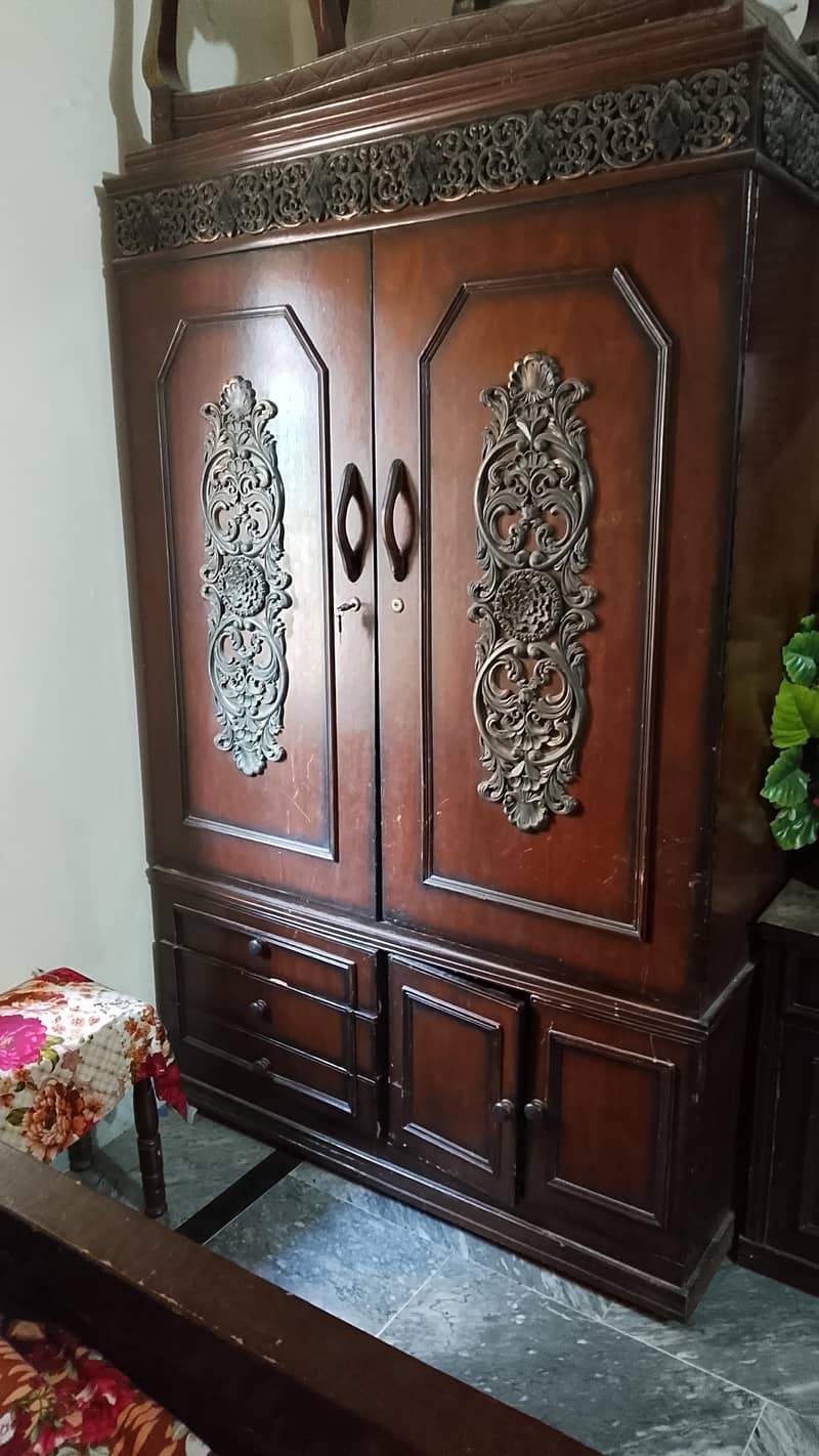 cupboard 0