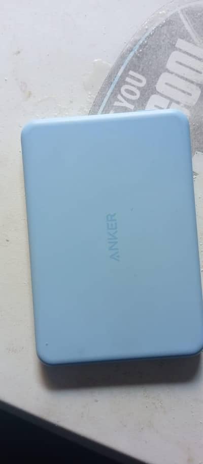 wireless power bank condition 10 by 10