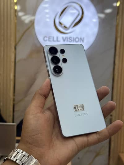 Samsung S26 Ultra , 12/256 , Approved