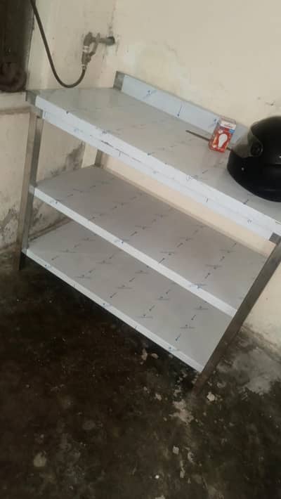 steal table 4 foot width 2 foot length 3 foot height siZe