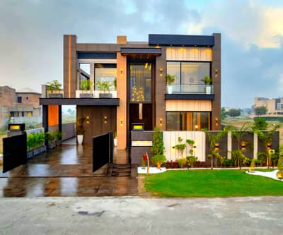 Kanal Modern Hosue For Sale at Hot Location Near Macdonold Park Commercial
