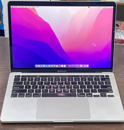 MACBOOK PRO