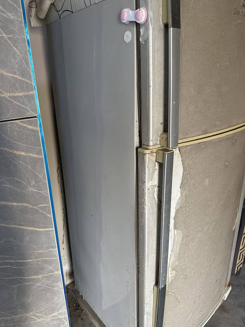 Dawlance fridge 2
