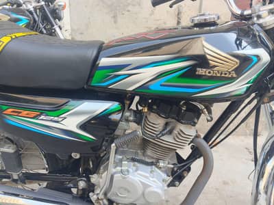Honda 125 for sale.