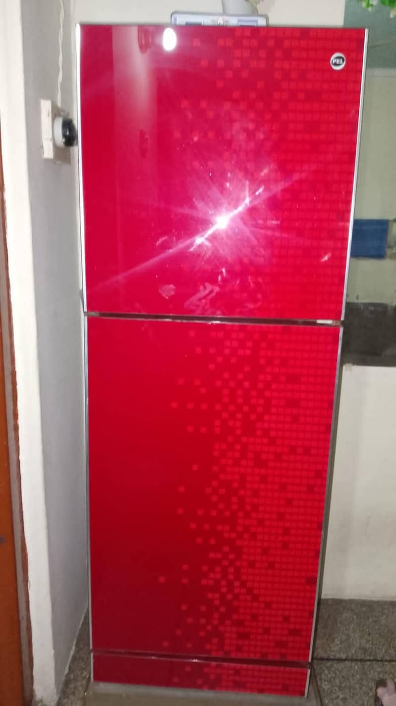 Refrigerator 0