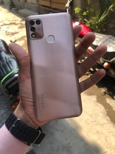 infinix hot 11 play 4.64gb all ok read add 03266936337